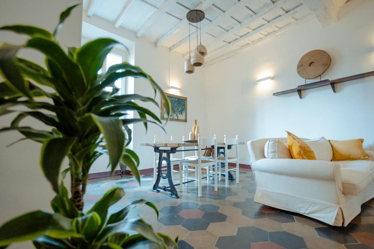 Domus Superior Navona - Pantheon Apartment โรม ภายนอก รูปภาพ
