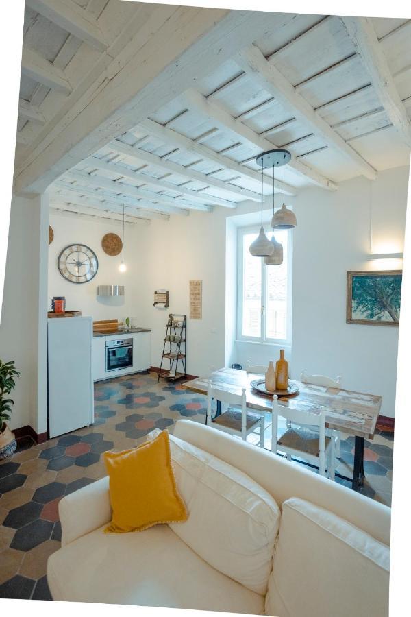 Domus Superior Navona - Pantheon Apartment โรม ภายนอก รูปภาพ