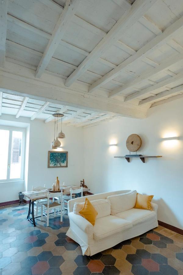 Domus Superior Navona - Pantheon Apartment โรม ภายนอก รูปภาพ