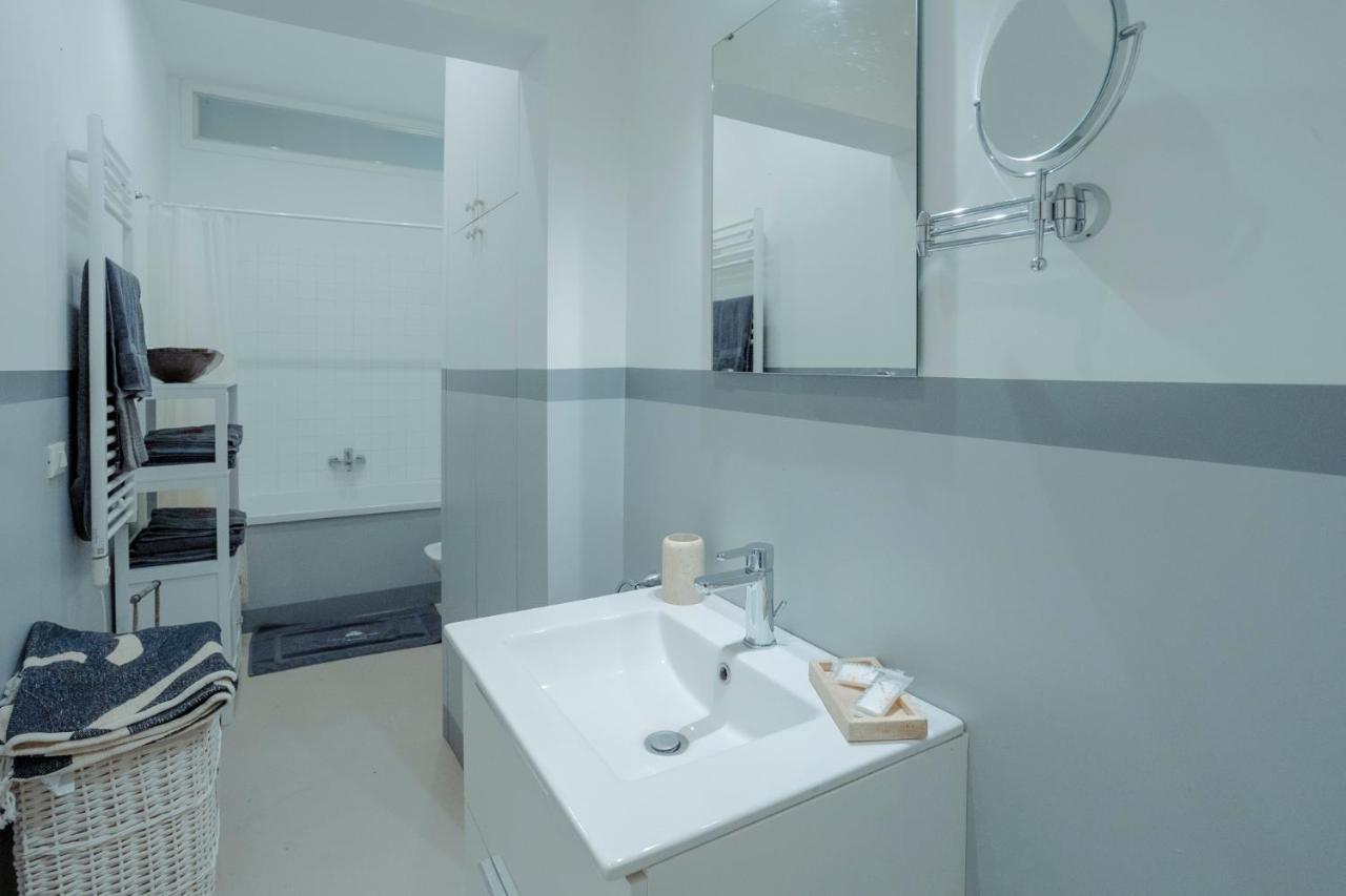 Domus Superior Navona - Pantheon Apartment โรม ภายนอก รูปภาพ